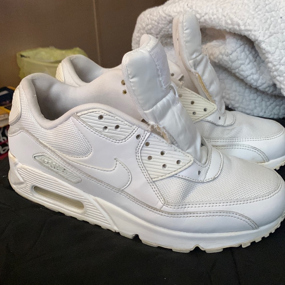 Nike Air Max 90 White Leather Sneaker Size 8 preowned